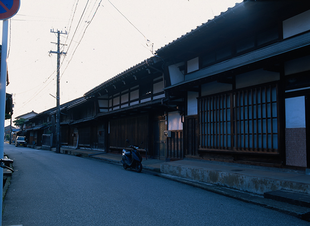 近代港が遺した町なみ